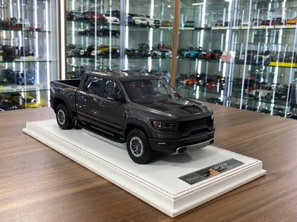 Exclusive 1/18 Dodge Ram TRX 1500 [Grey] – Limited Edition (40 pcs)