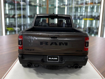 Exclusive 1/18 Dodge Ram TRX 1500 [Grey] – Limited Edition (40 pcs)