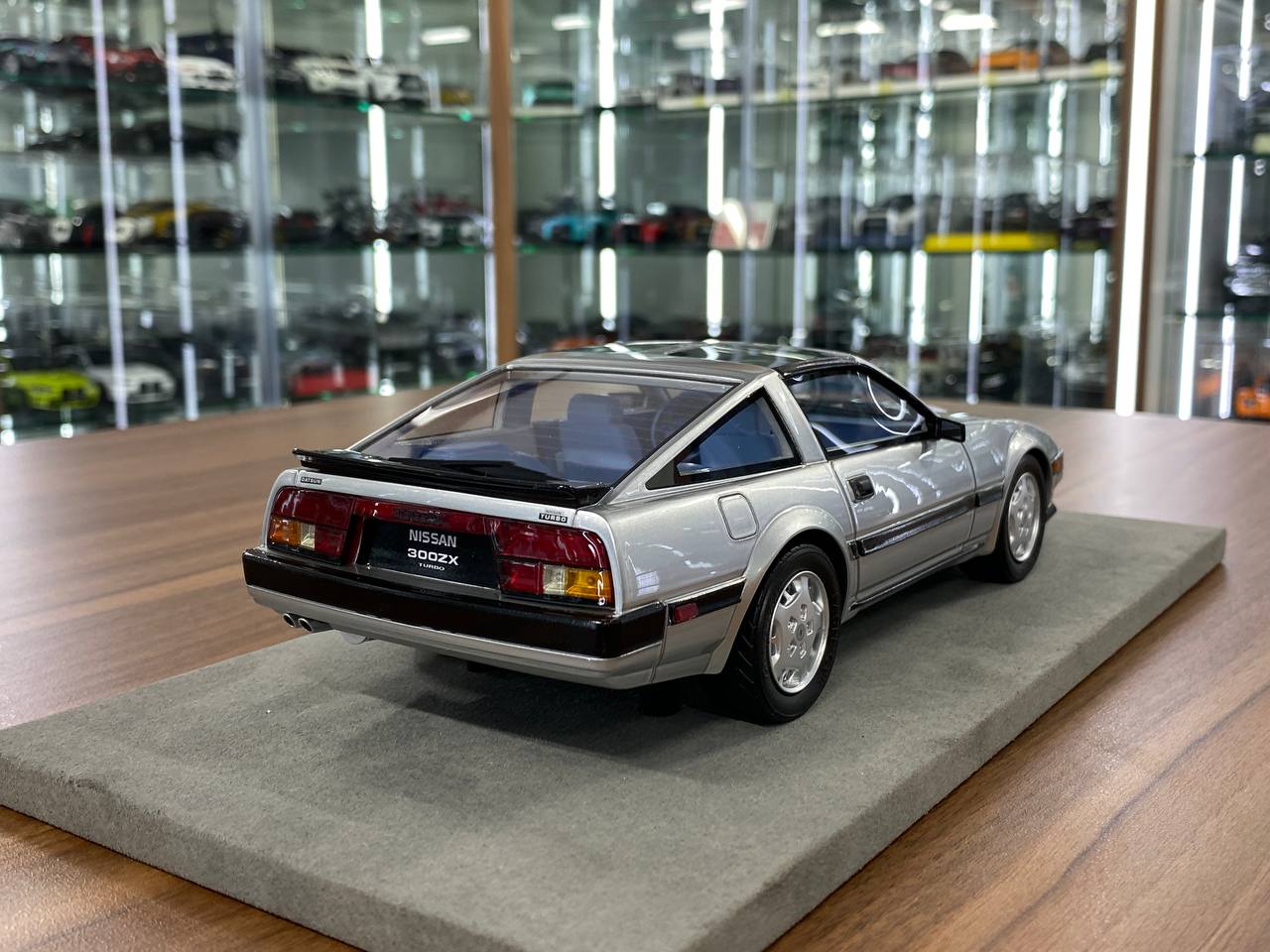 1:18 Resin Model LS Collectibles Nissan Fairlady 300 ZX Turbo 1984 – Silver (Limited 250 pcs – Dubai Collectors)