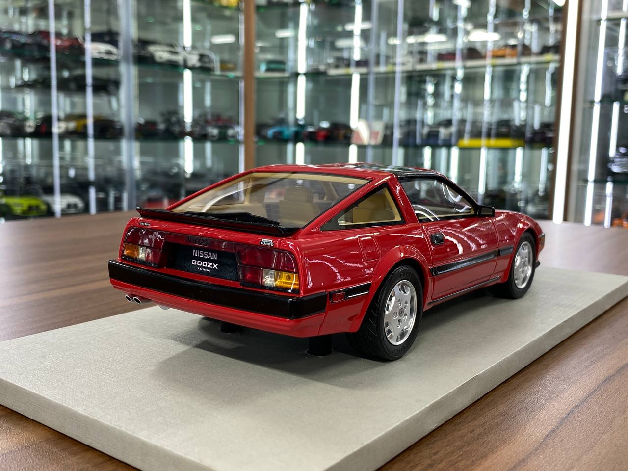 1:18 Resin Model LS Collectibles Nissan Fairlady 300 ZX Turbo 1984 – Red (Limited 250 pcs – Dubai Collectors)