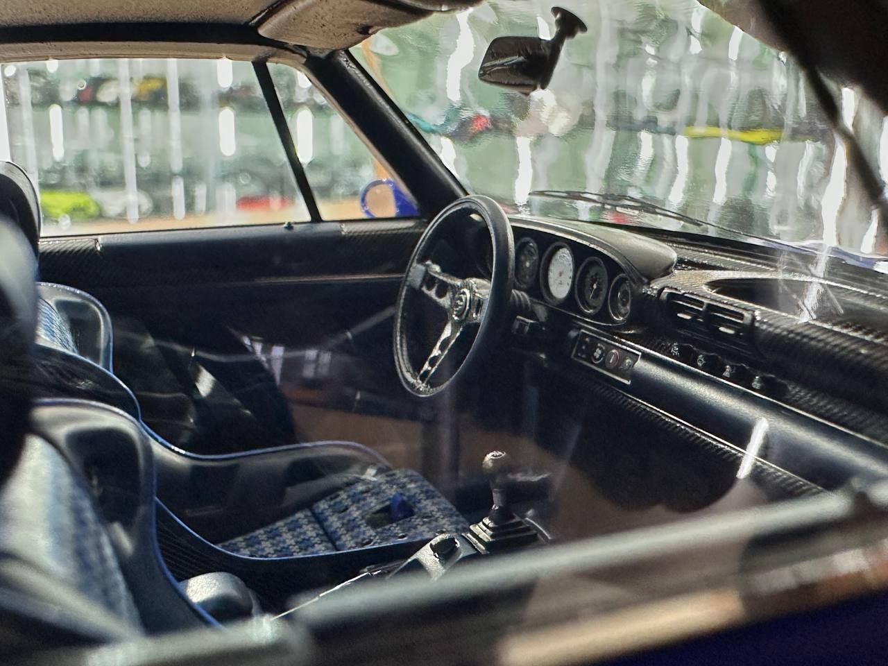 1:18 Resin Model Porsche Singer DLS 2022 – Indigo Blue | Make Up (Limited 80 pcs – Dubai Collectors)