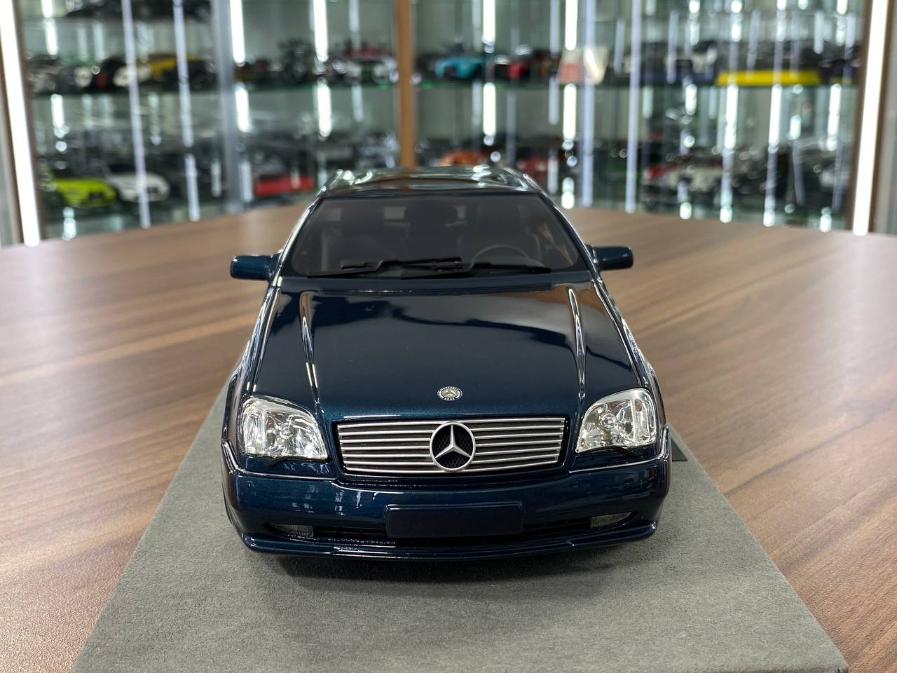 1:18 Resin Model LS Collectibles Mercedes Benz CL 600 7.0 Coupe – Dark Blue (Limited 250 pcs – Dubai Collectors)