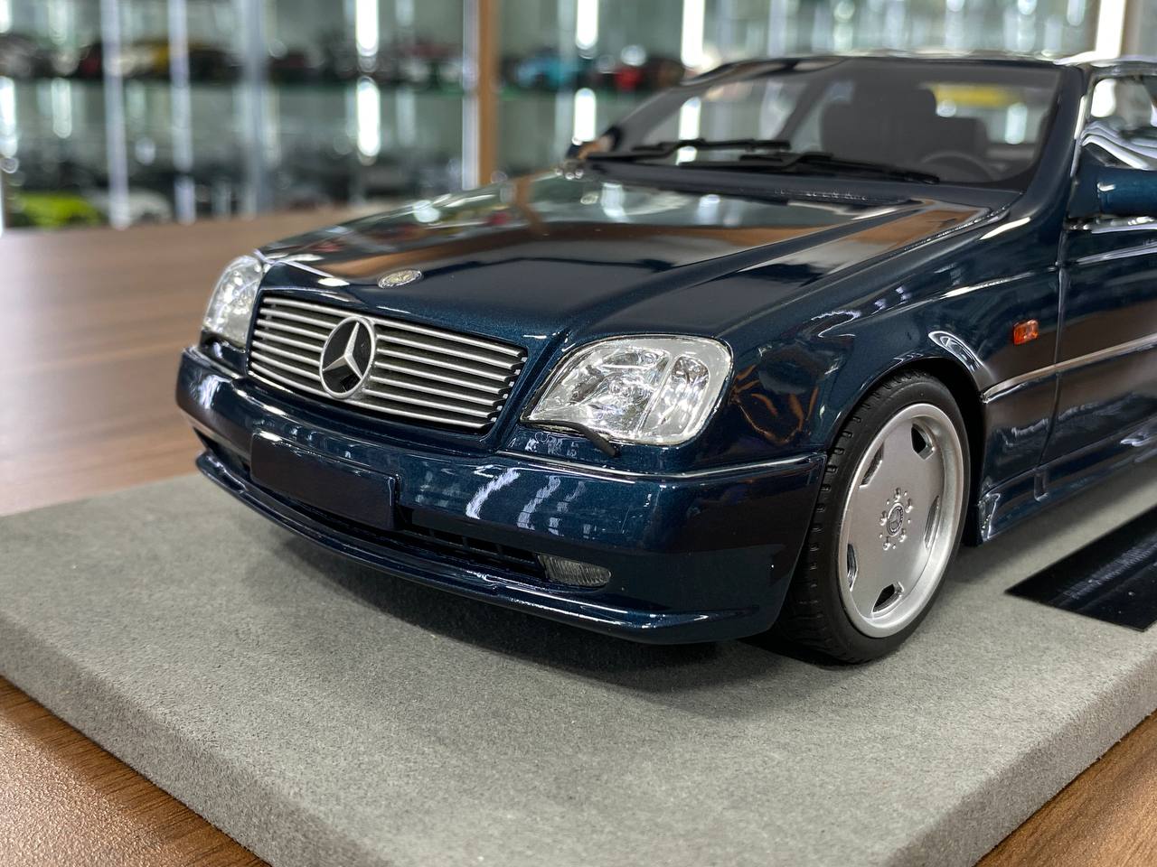 1:18 Resin Model LS Collectibles Mercedes Benz CL 600 7.0 Coupe – Dark Blue (Limited 250 pcs – Dubai Collectors)