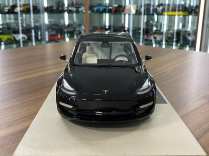 1:18 Resin Model LS Collectibles Tesla Model 3 – Black (Limited 500 pcs – Dubai Collectors)