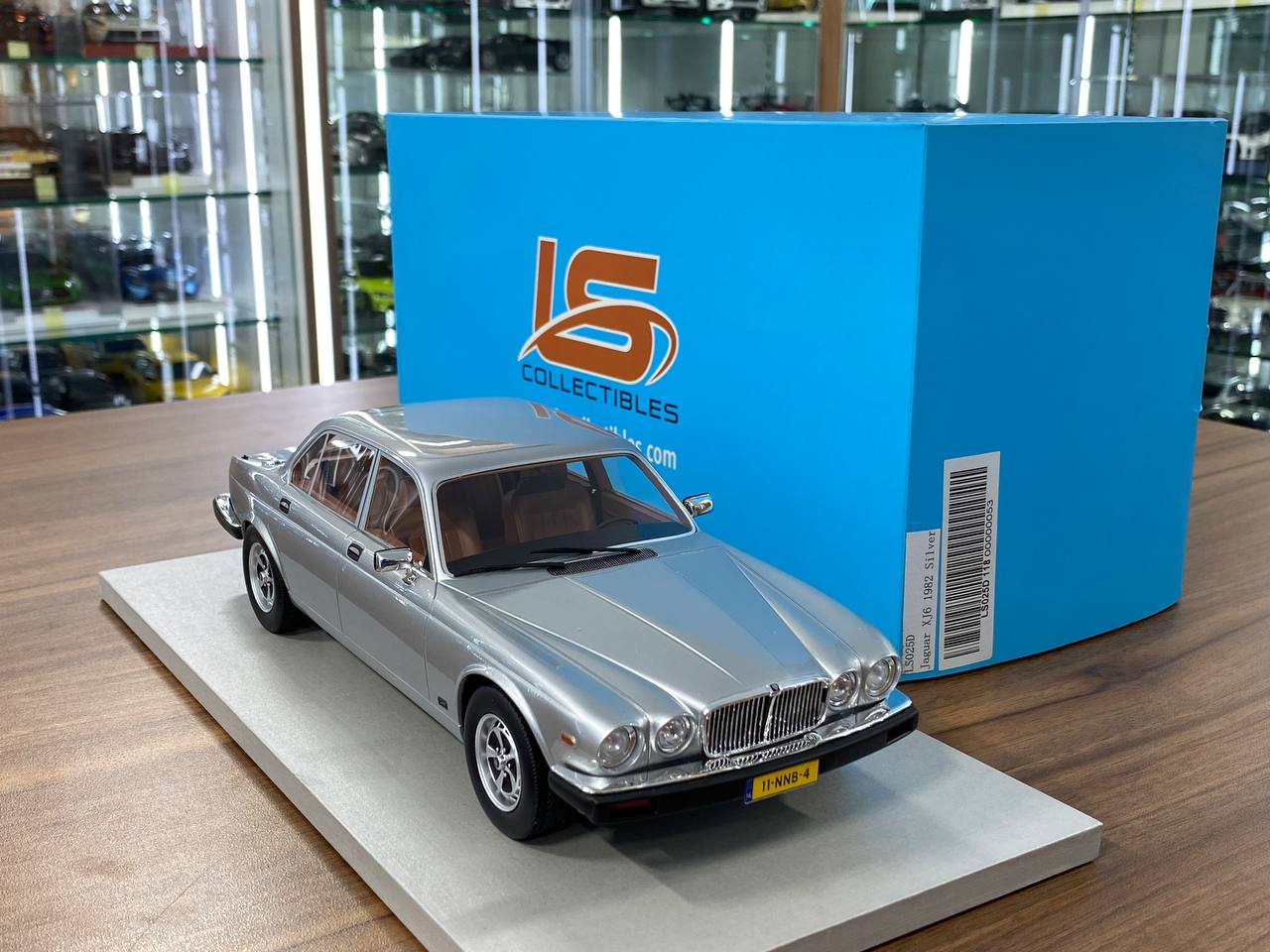 1:18 Resin Model LS Collectibles Jaguar XJ6 1982 – Silver (Limited 250 pcs – Dubai Collectors)