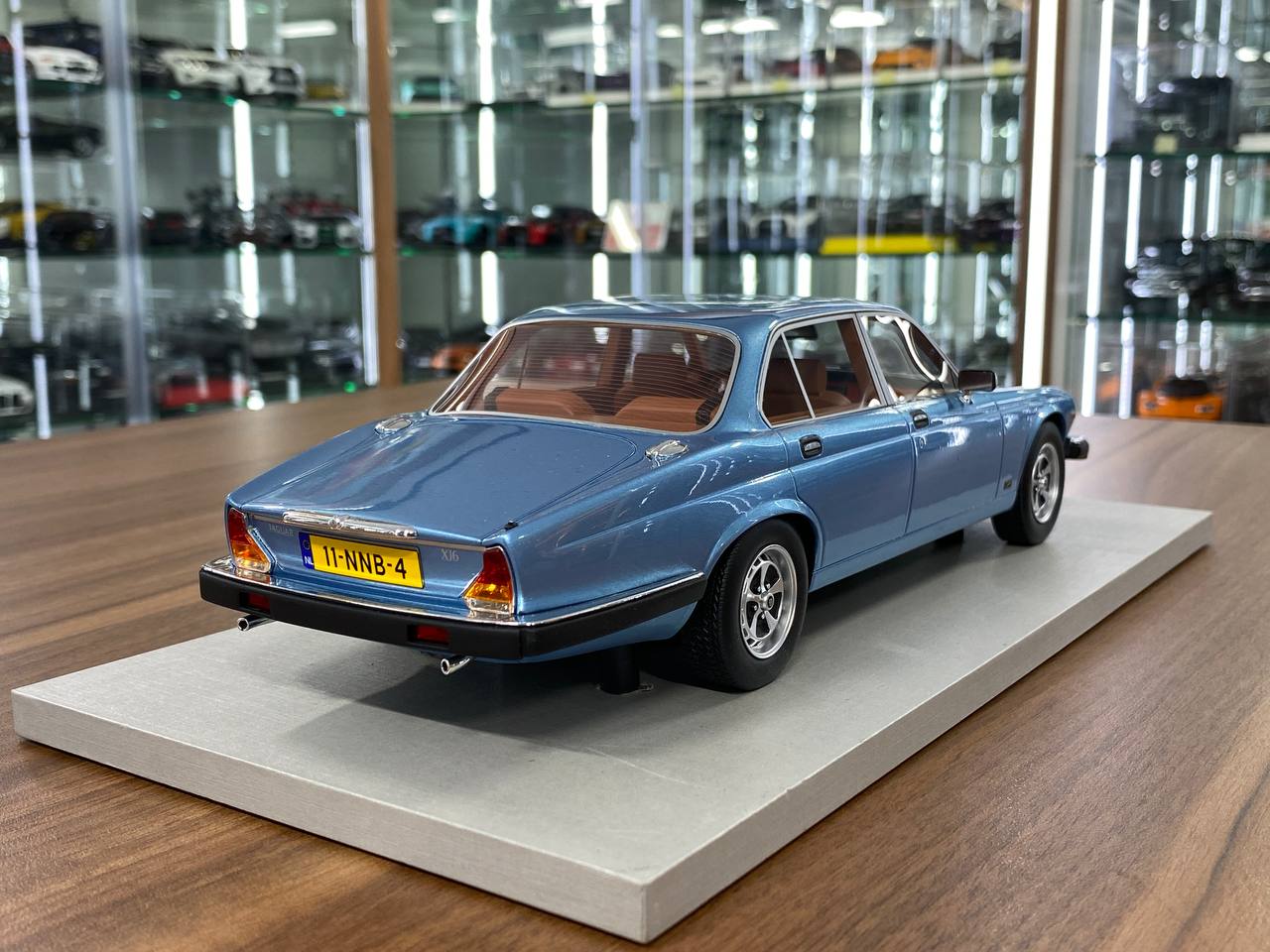 1:18 Resin Model LS Collectibles Jaguar XJ6 1982 – Light Blue (Limited 250 pcs – Dubai Collectors)