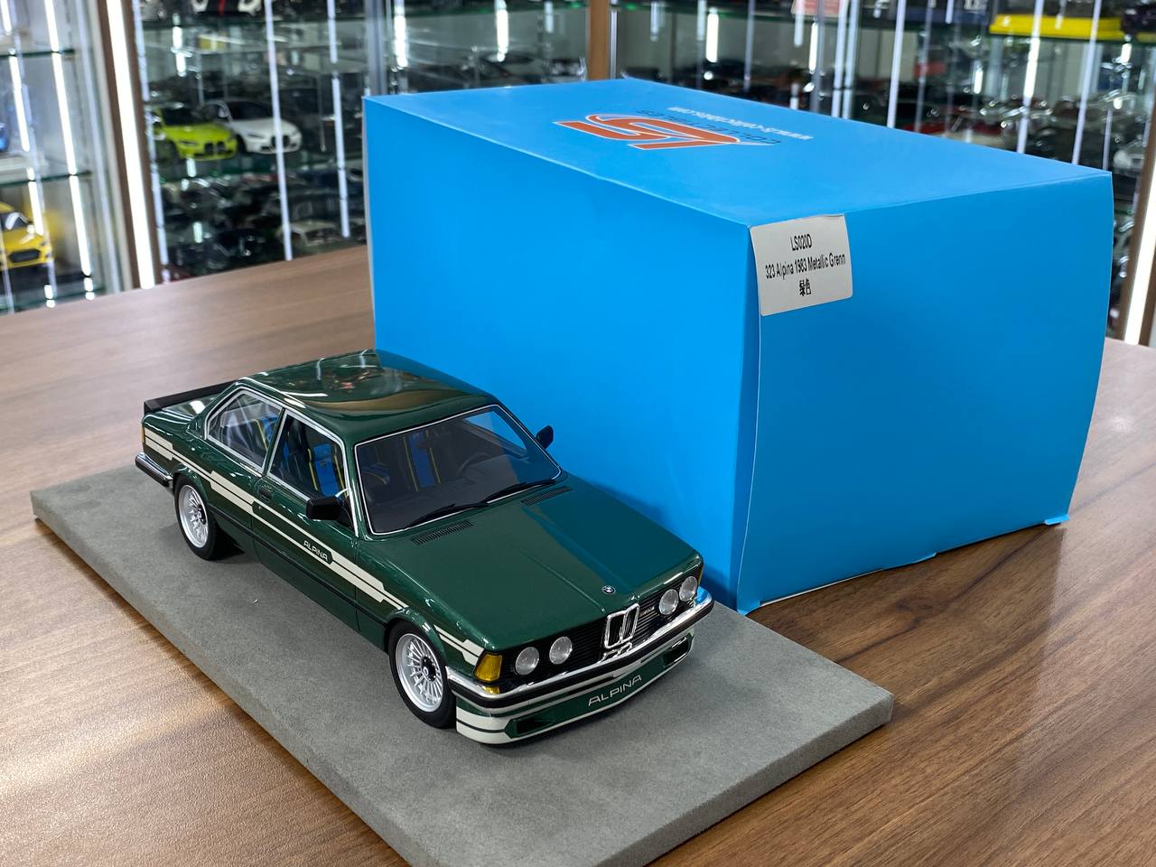 1:18 Resin Model LS Collectibles BMW 323 Alpina 1983 – Metallic Green (Limited 250 pcs – Dubai Collectors)