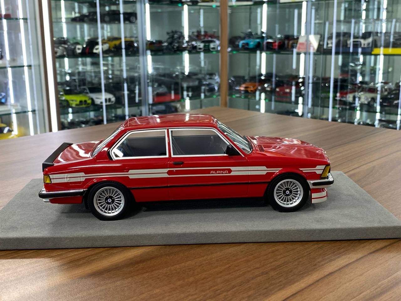 1:18 Resin Model LS Collectibles BMW 323 Alpina 1983 – Red (Limited 250 pcs – Dubai Collectors)