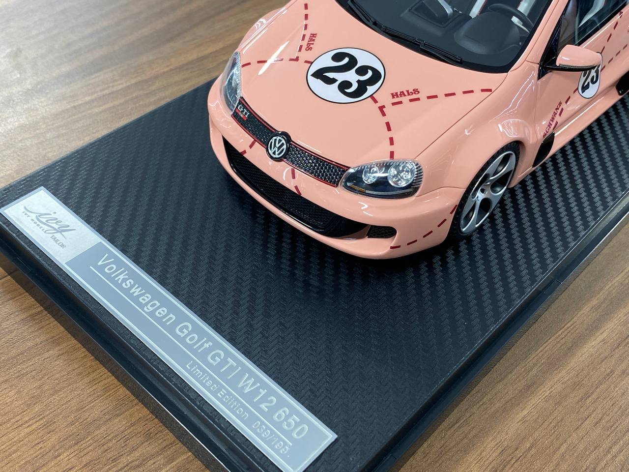 1:18 Resin Model IVY Tailor Models Volkswagen Golf GTI W12 650 – Pink Pig (Limited 199 pcs – Dubai Collectors)