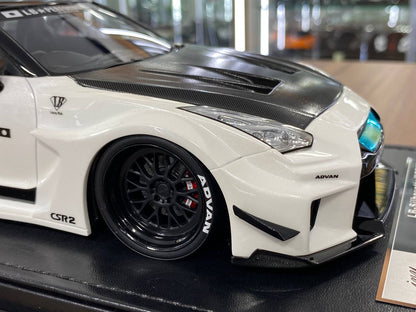 1:18 Resin Model IVY Merit Models Nissan GT-R R35 LBWK – Pearl White / Carbon Fiber Hood (Limited 49 pcs – Dubai Collectors)