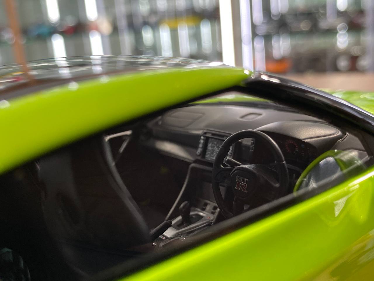 1:18 Resin Model IVY Merit Models Nissan GT-R R35 LBWK – Green (Limited 49 pcs – Dubai Collectors)