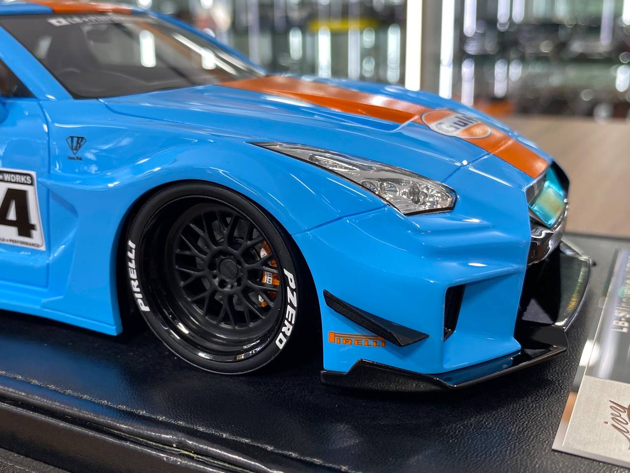 1:18 Resin Model IVY Merit Models Nissan GT-R R35 LBWK – Gulf (Limited 49 pcs – Dubai Collectors)