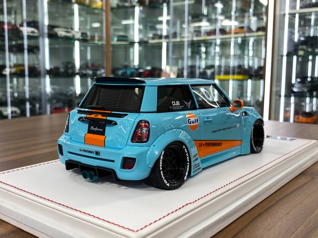 1:18 Resin Model IVY Merit Models Mini Cooper LBWK – Gulf (Limited 50 pcs – Dubai Collectors)