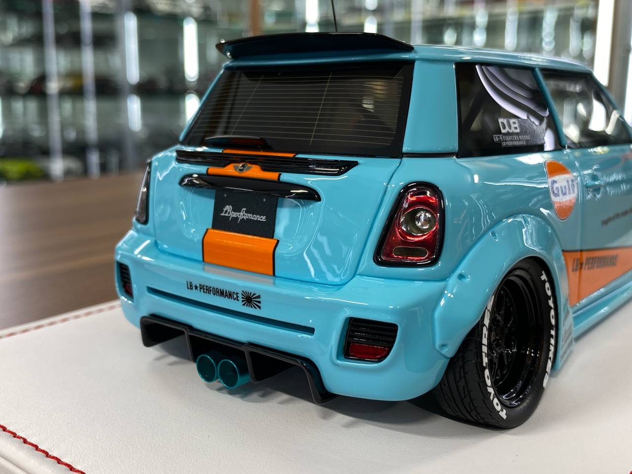 1:18 Resin Model IVY Merit Models Mini Cooper LBWK – Gulf (Limited 50 pcs – Dubai Collectors)