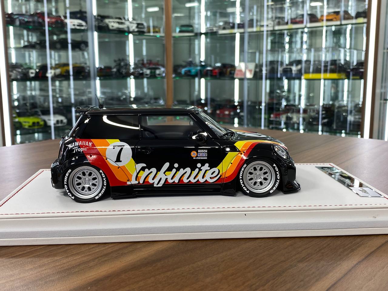 1:18 Resin Model IVY Merit Models Mini Cooper LBWK – Infinite (Limited 39 pcs – Dubai Collectors)