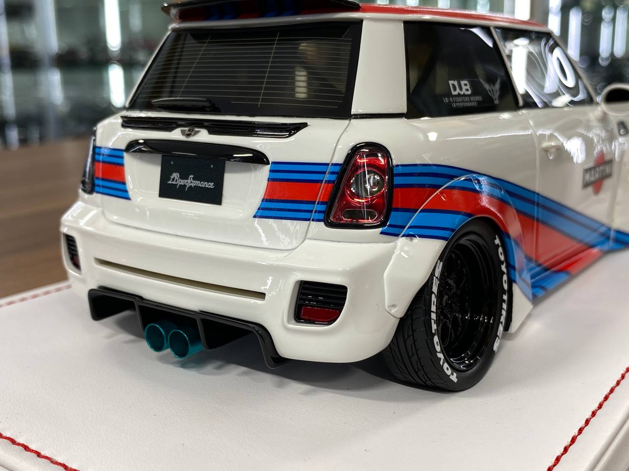 1:18 Resin Model IVY Merit Models Mini Cooper LBWK – Martini (Limited 39 pcs – Dubai Collectors)