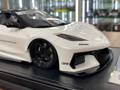 1:18 Resin Model IVY Merit Models Chevrolet Corvette C8 LBWK – Pearl White (Limited 99 pcs – Dubai Collectors)