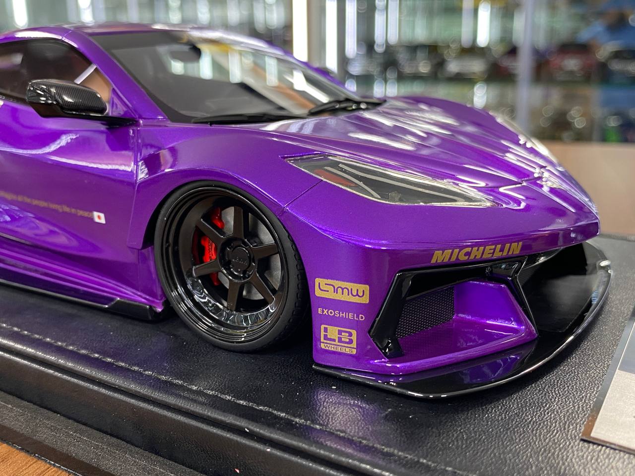 1:18 Resin Model IVY Merit Models Chevrolet Corvette C8 LBWK – Purple (Limited 99 pcs – Dubai Collectors)