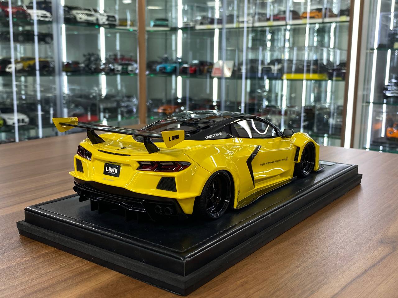 1:18 Resin Model IVY Merit Models Chevrolet Corvette C8 LBWK – Yellow (Limited 99 pcs – Dubai Collectors)