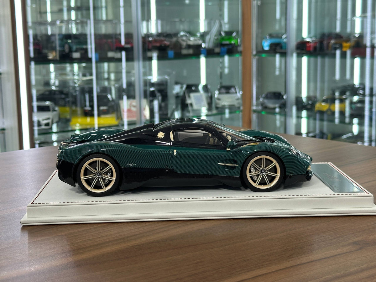 Pagani Utopia – Green Carbon Fiber – BBR Custom Made – 1:18 Resin Model (Limited 2 pcs PRICE ON REQUEST)