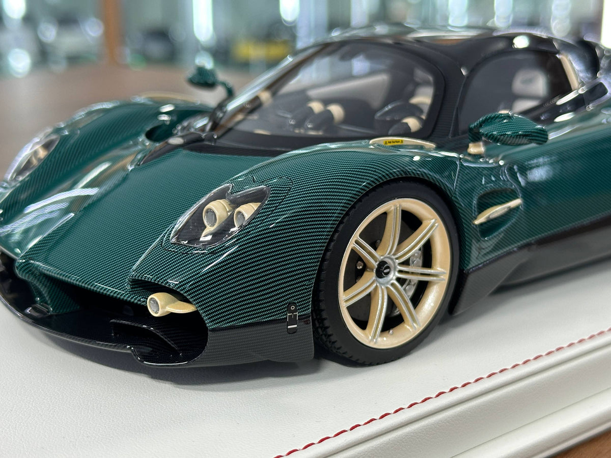 Pagani Utopia – Green Carbon Fiber – BBR Custom Made – 1:18 Resin Model (Limited 2 pcs PRICE ON REQUEST)