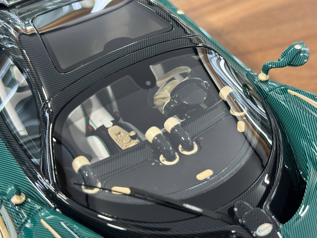 Pagani Utopia – Green Carbon Fiber – BBR Custom Made – 1:18 Resin Model (Limited 2 pcs PRICE ON REQUEST)