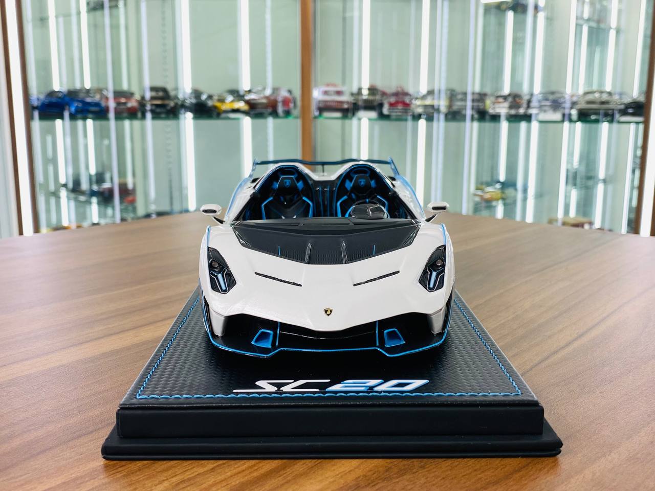MR Collection Lamborghini SC 20 Resin Model - White | 1/18 Scale