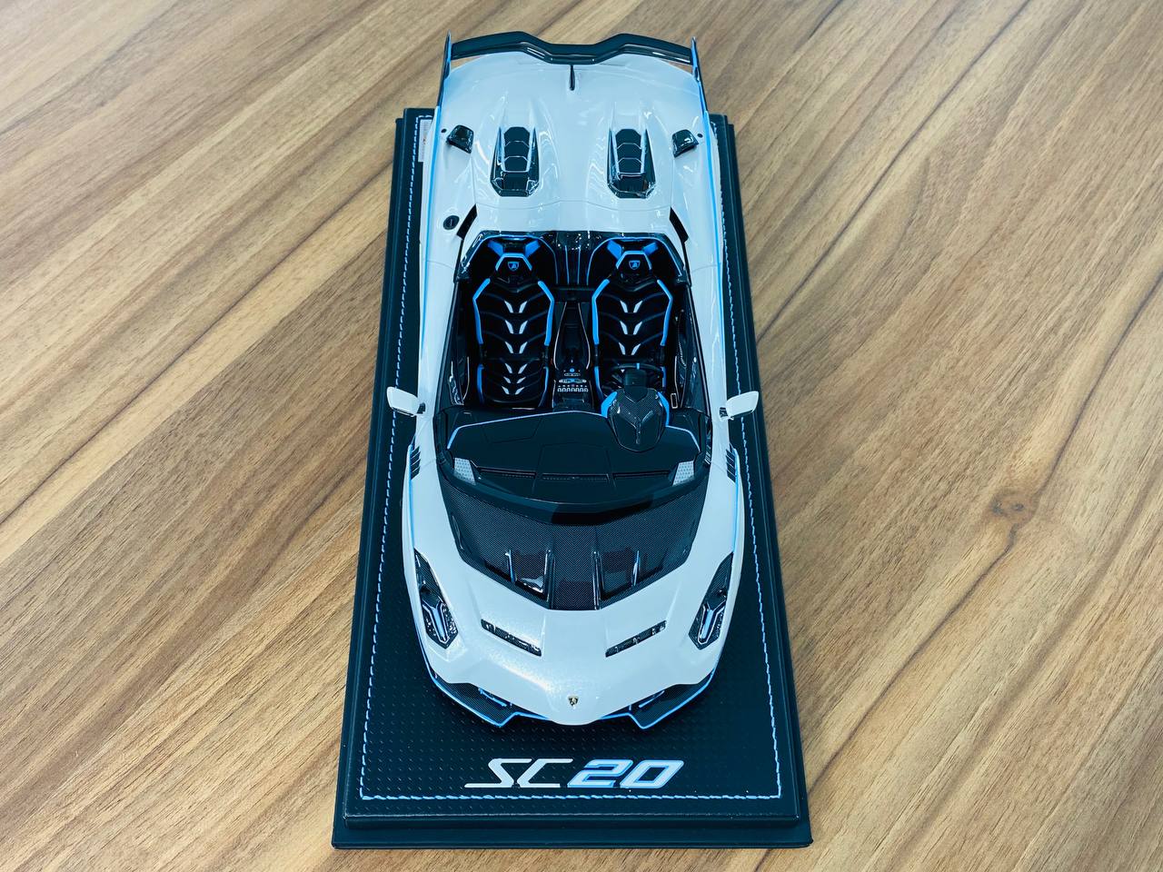 MR Collection Lamborghini SC 20 Resin Model - White | 1/18 Scale