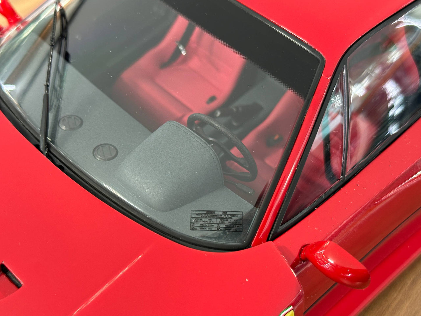 Kyosho Ferrari F40 – Red – 1/12 Diecast Model (Full Opening, Limited Edition)