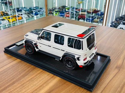 MotorHelix Mercedes-Benz Brabus 900 Rocket Resin Model - Pearl White / Carbon | 1/18