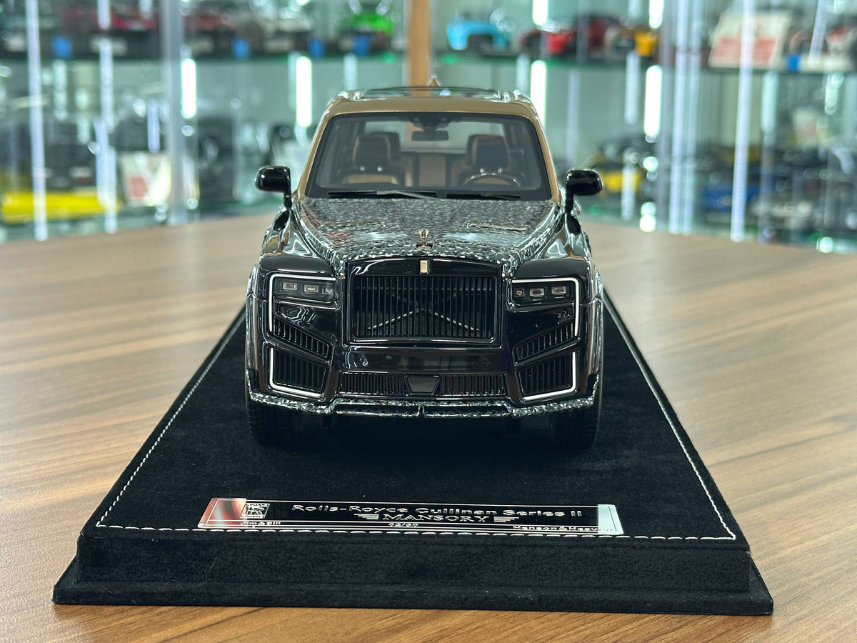 Rolls‑Royce Cullinan Series II Mansory – Piano Black / Chrome Gold – 1/18 Resin Model – H&H – Limited 30 pcs