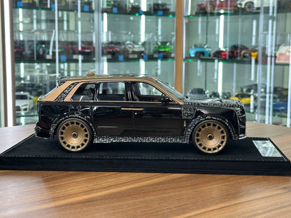 Rolls‑Royce Cullinan Series II Mansory – Piano Black / Chrome Gold – 1/18 Resin Model – H&H – Limited 30 pcs