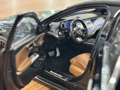 1/18 Diecast Mercedes-Benz E-Class E450 (W214) Saloon – iScale (Black, Full Opening)