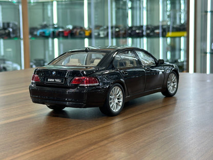 1/18 Diecast BMW 760Li Individual V12 (E66) – Kyosho (R. Black,  Full Opening)