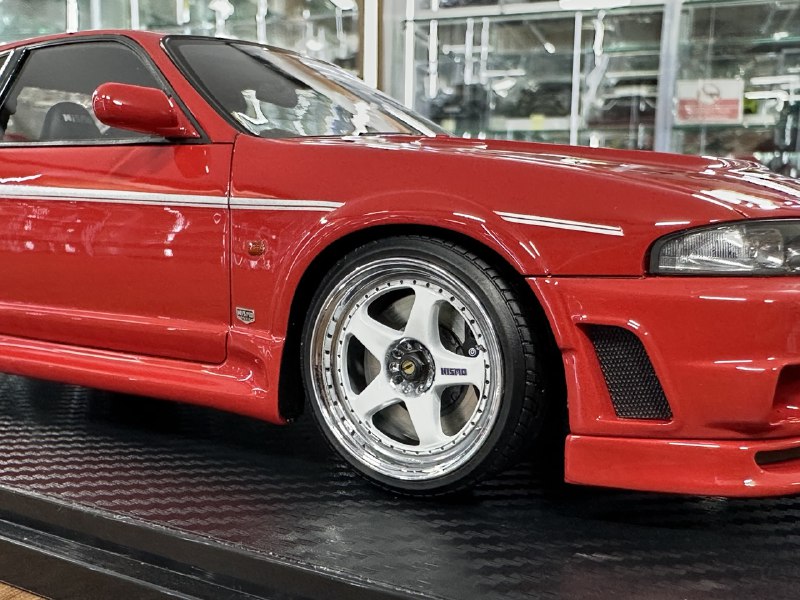 1/18 resin Ignition Model Nissan Skyline GT-R R33 Nismo 400R Red