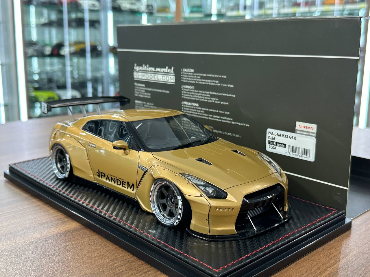 Ignition Model 1/18 Resin Nissan R35 GT-R PANDEM – Gold