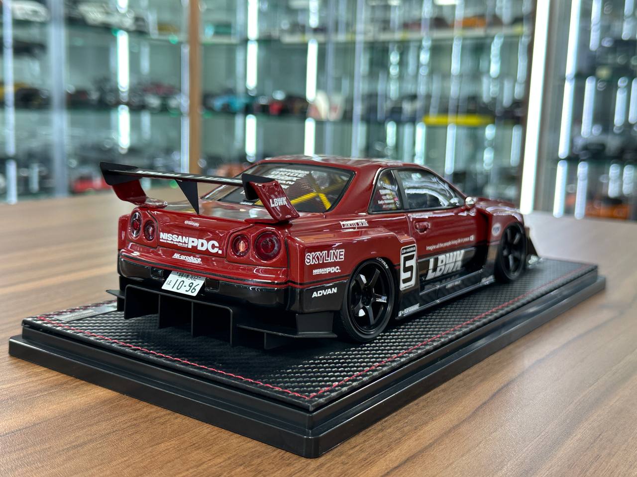 Ignition Model 1/18 Resin Nissan Skyline R34 Super LB-Silhouette #5 – Red/Black (Limited Edition)