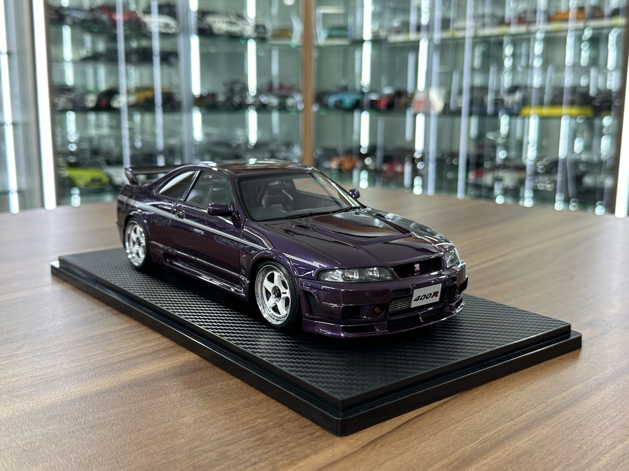 Ignition Model 1/18 Resin Nissan Skyline GT-R R33 Nismo 400R – Midnight Purple