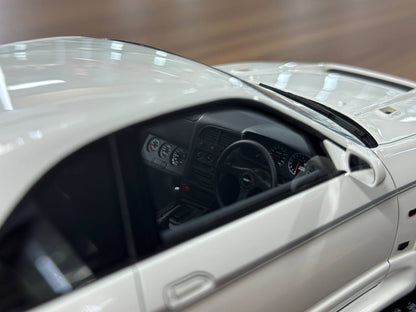 Ignition Model 1/18 Resin Nissan Skyline GT-R R33 Nismo 400R – White