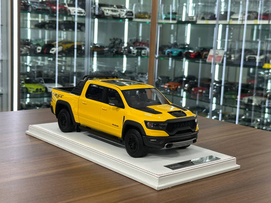 Exclusive 1/18 Dodge Ram TRX 1500 [Yellow] – Limited Edition (30 pcs)