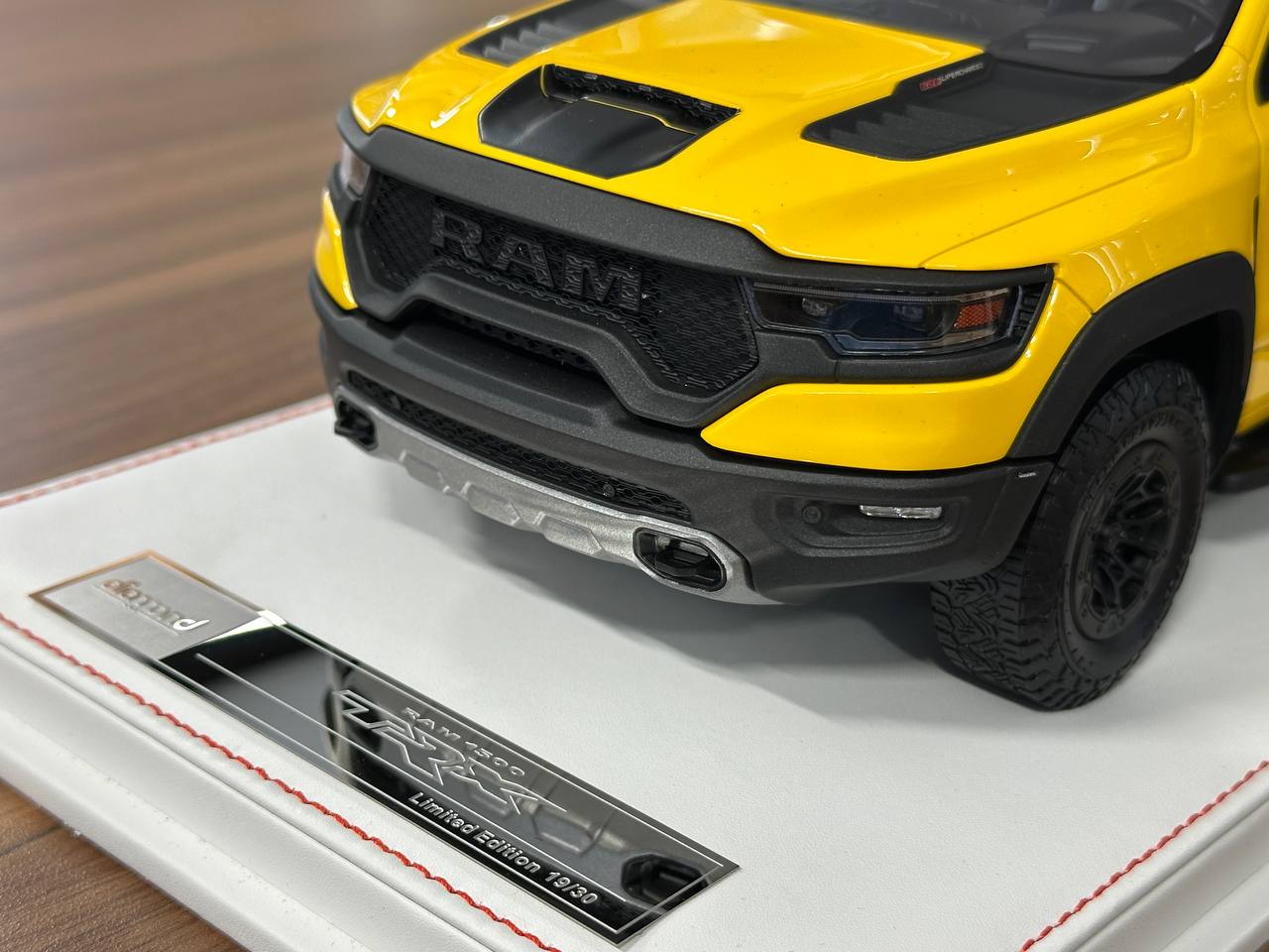 Exclusive 1/18 Dodge Ram TRX 1500 [Yellow] – Limited Edition (30 pcs)