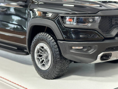 Exclusive 1/18 Dodge Ram TRX 1500 [Black Glossy] – Limited Edition (40 pcs)