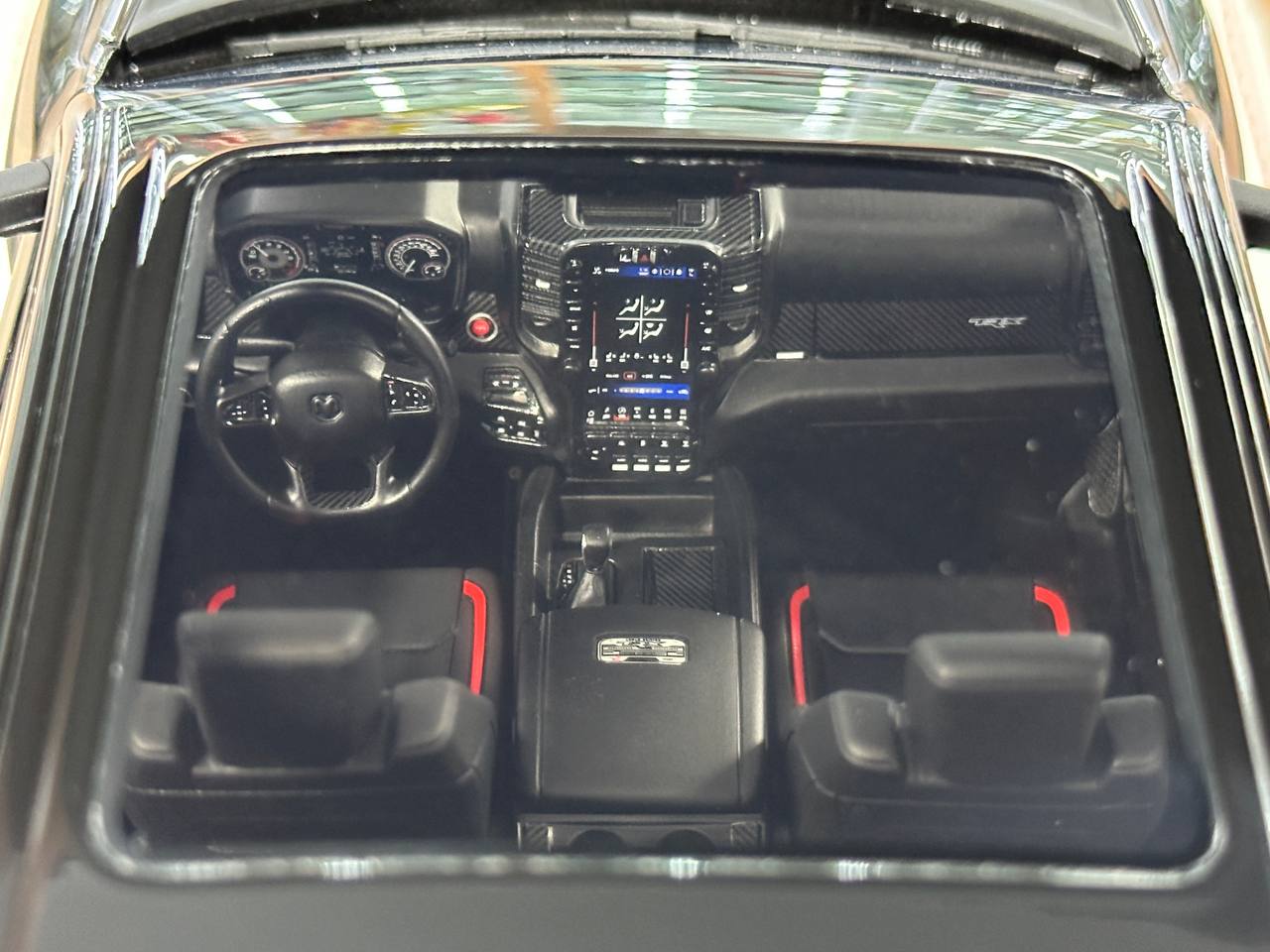 Exclusive 1/18 Dodge Ram TRX 1500 [Black Glossy] – Limited Edition (40 pcs)