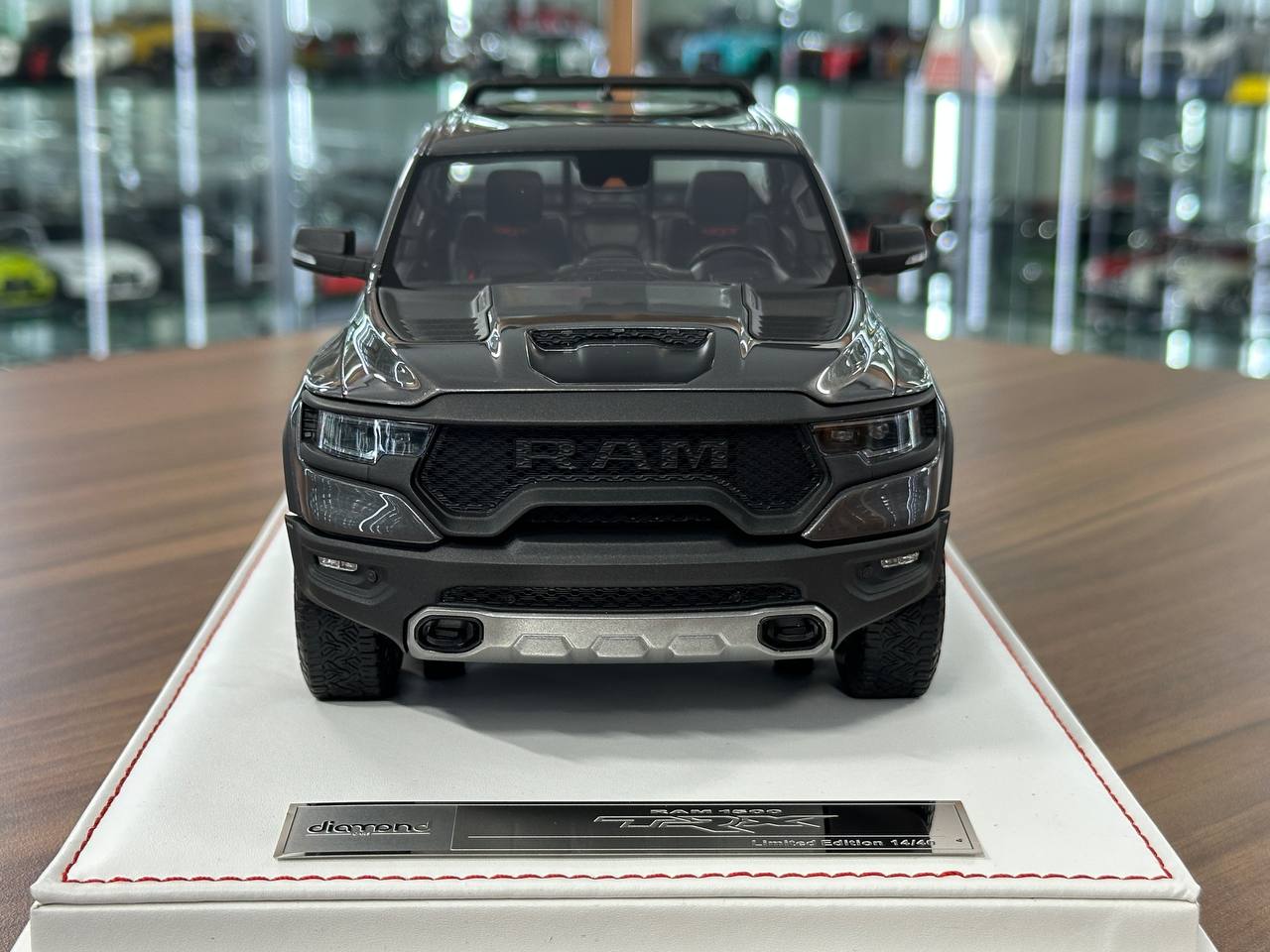 Exclusive 1/18 Dodge Ram TRX 1500 [Grey] by Diamand – Limited Edition (40 pcs)