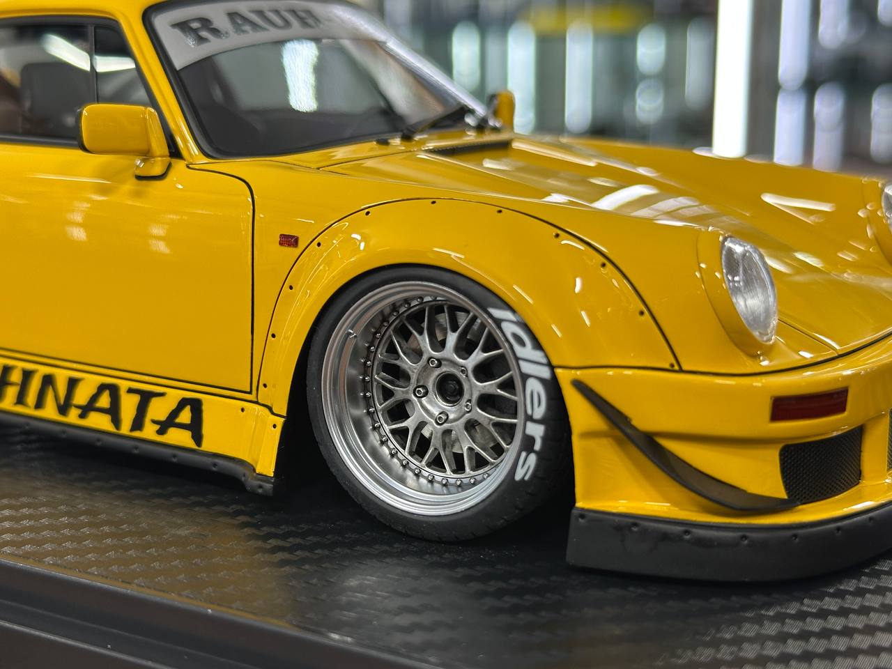 1/18 Resin Ignition Model Porsche 930 RWB – Yellow