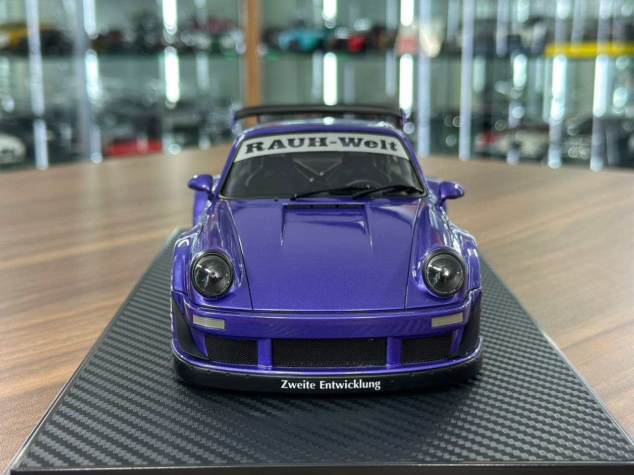 Porsche 930 RWB Purple 1/18 Resin Model – Ignition models