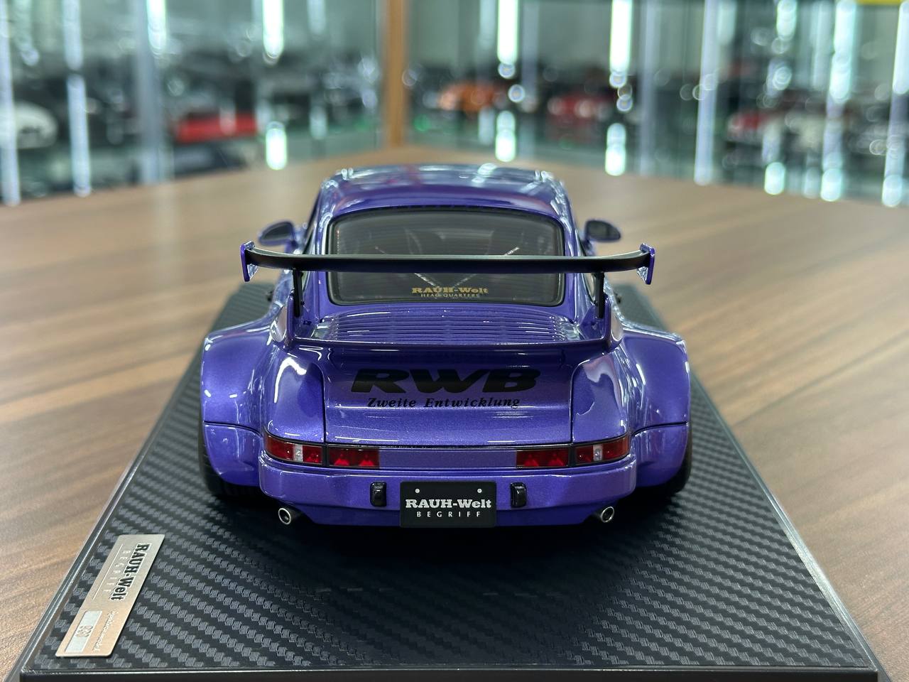 Porsche 930 RWB Purple 1/18 Resin Model – Ignition models
