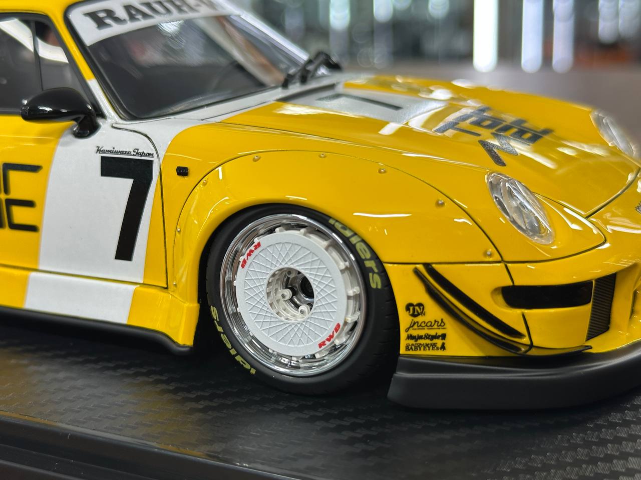 1/18 Resin Ignition Model Porsche 993 RWB Tarmac 1048 #7 – Yellow/Black