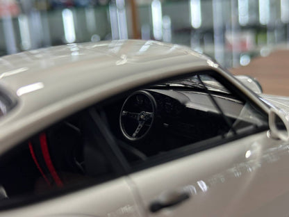 1/18 Resin Ignition Model Porsche 964 RWB – White