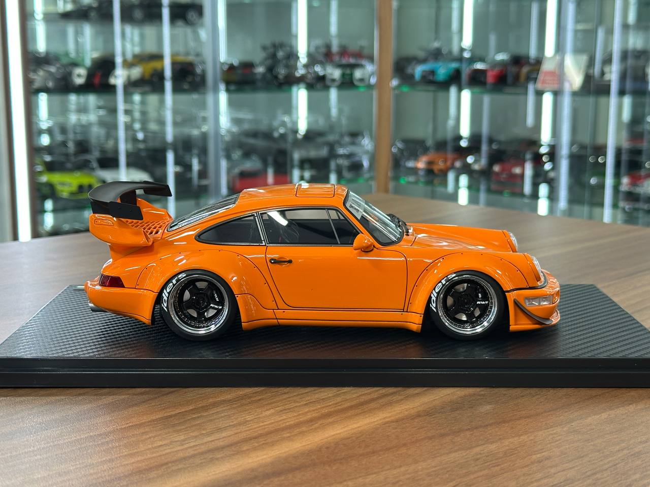 1/18 Resin Ignition Model Porsche 964 RWB – Orange